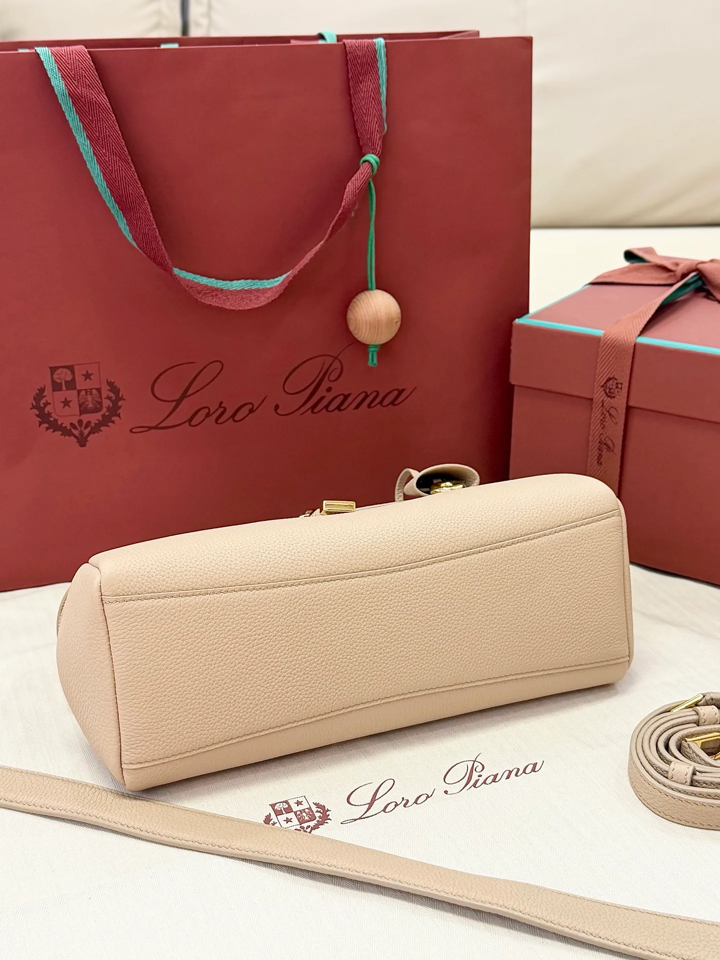 Классические Сумки Женские Loro Piana 17692348