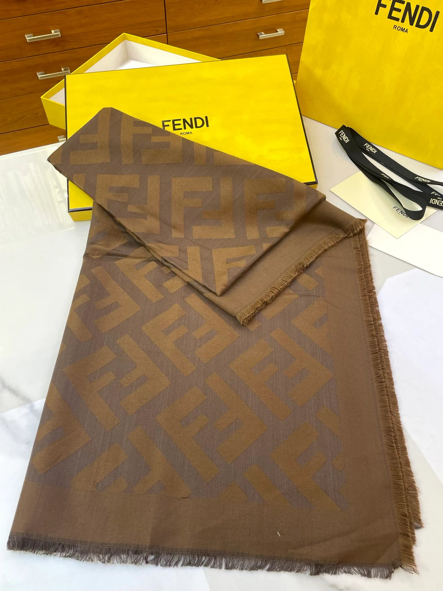Шарфы Fendi 1981507