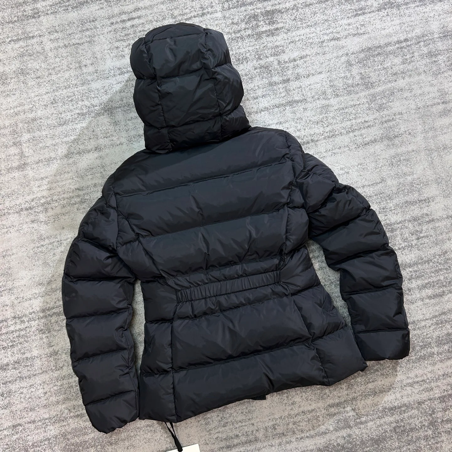 Куртки И Пуховики Женские Moncler 18133636