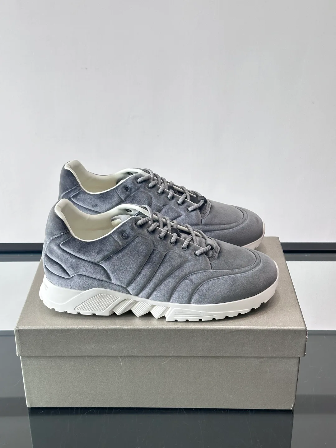 Кроссовки Мужские Armani 4745198