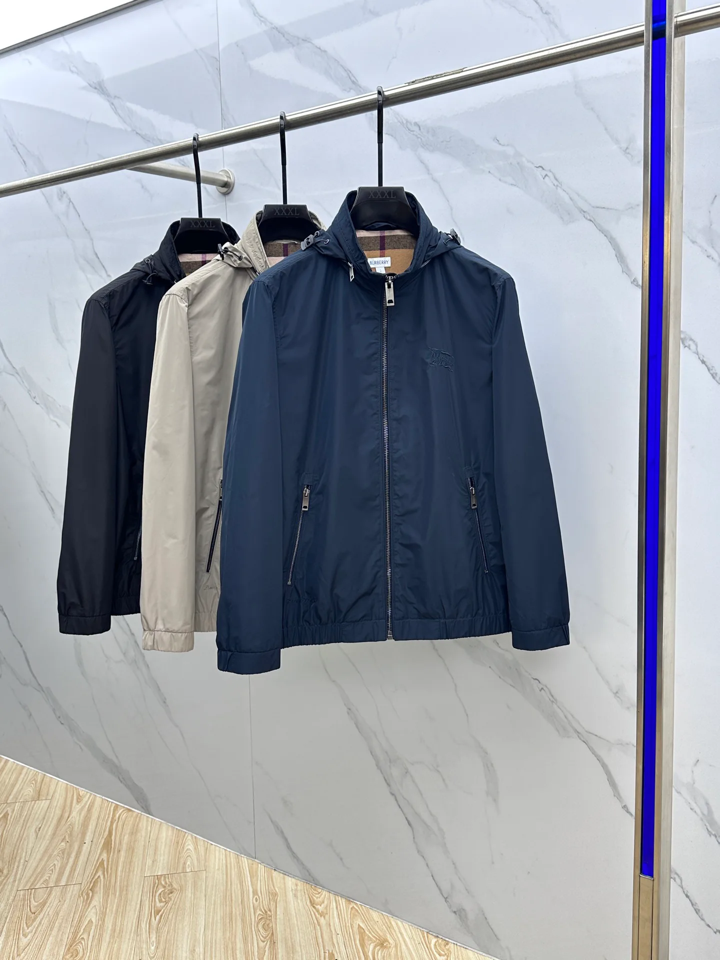Куртки И Пуховики Мужские Burberry 18246778