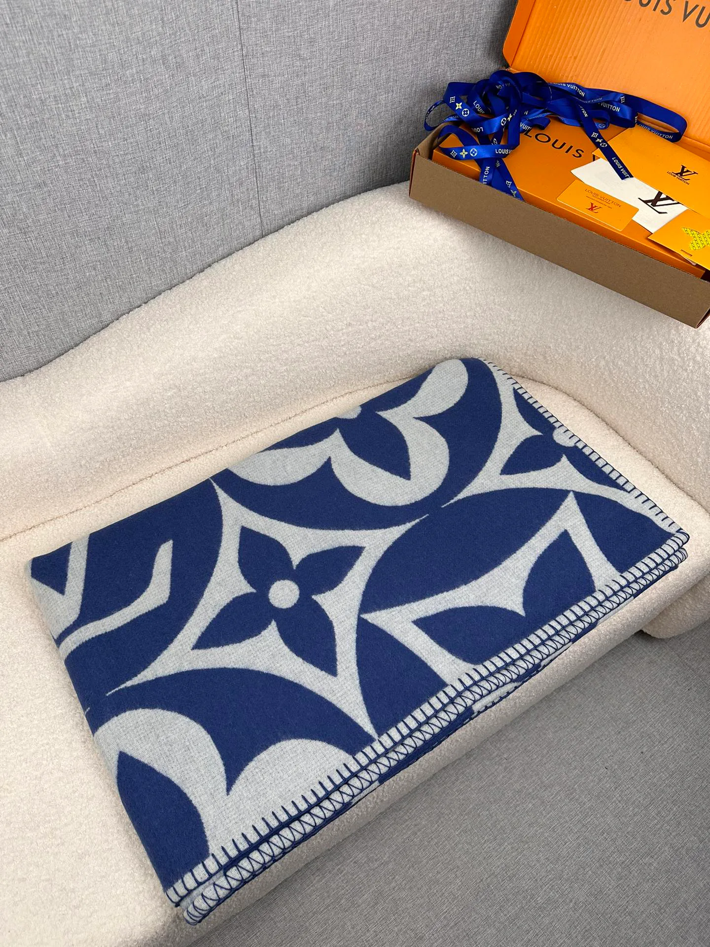 Текстиль Louis Vuitton 11565614