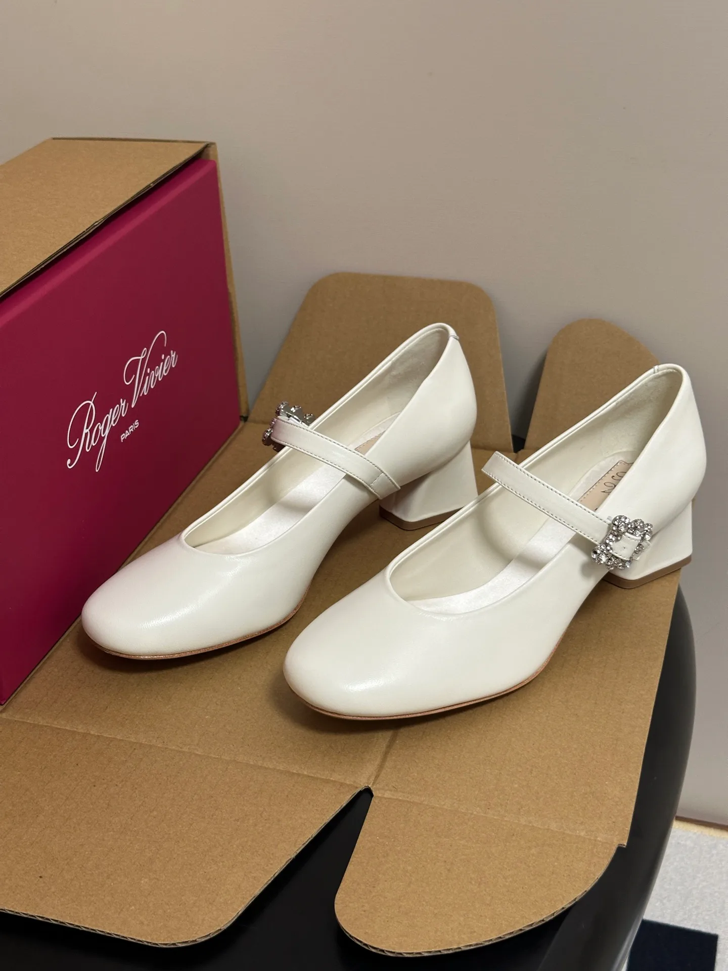 Туфли Женские Roger Vivier 18041484