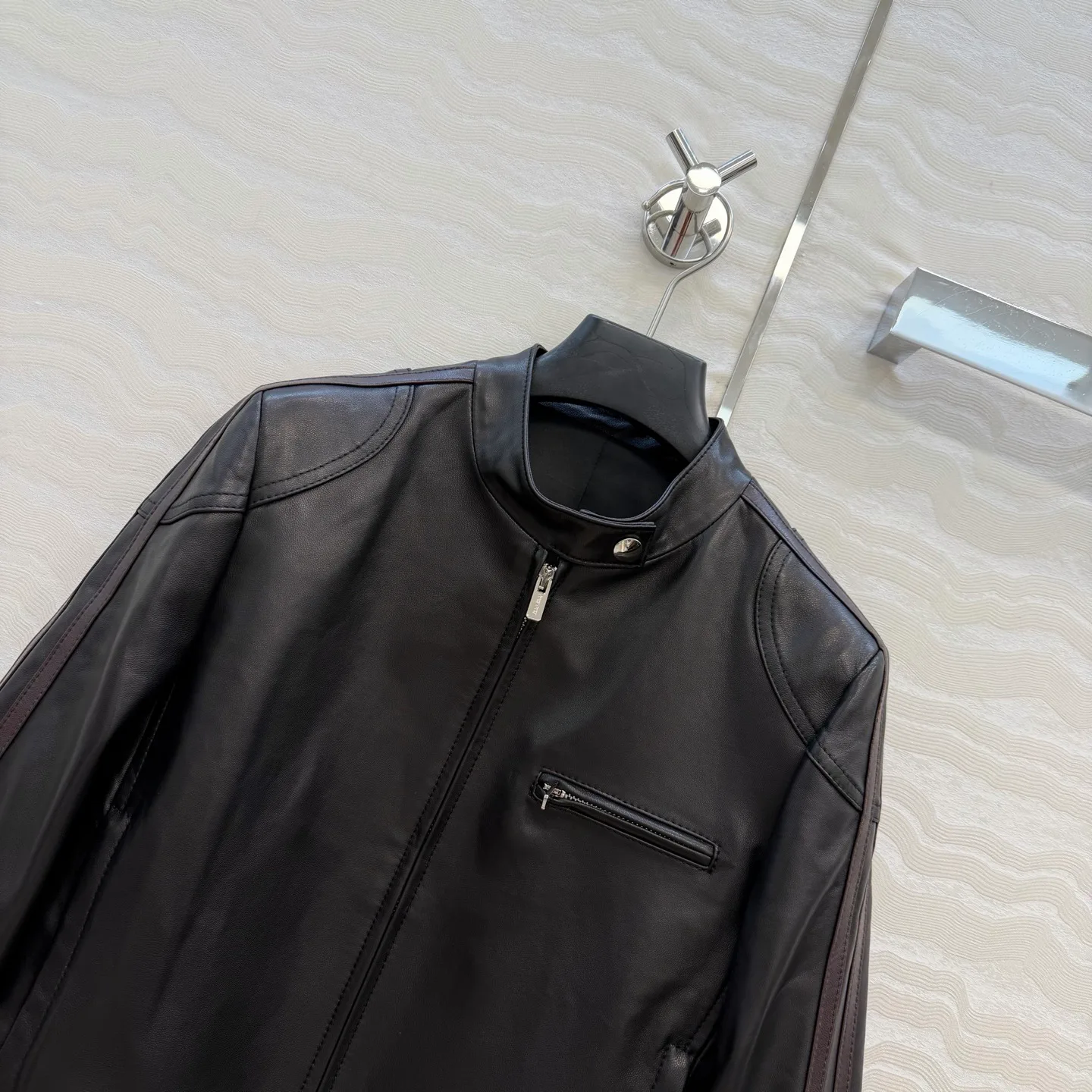 Кожаные Куртки И Дублёнки Женские Miu Miu 11219497