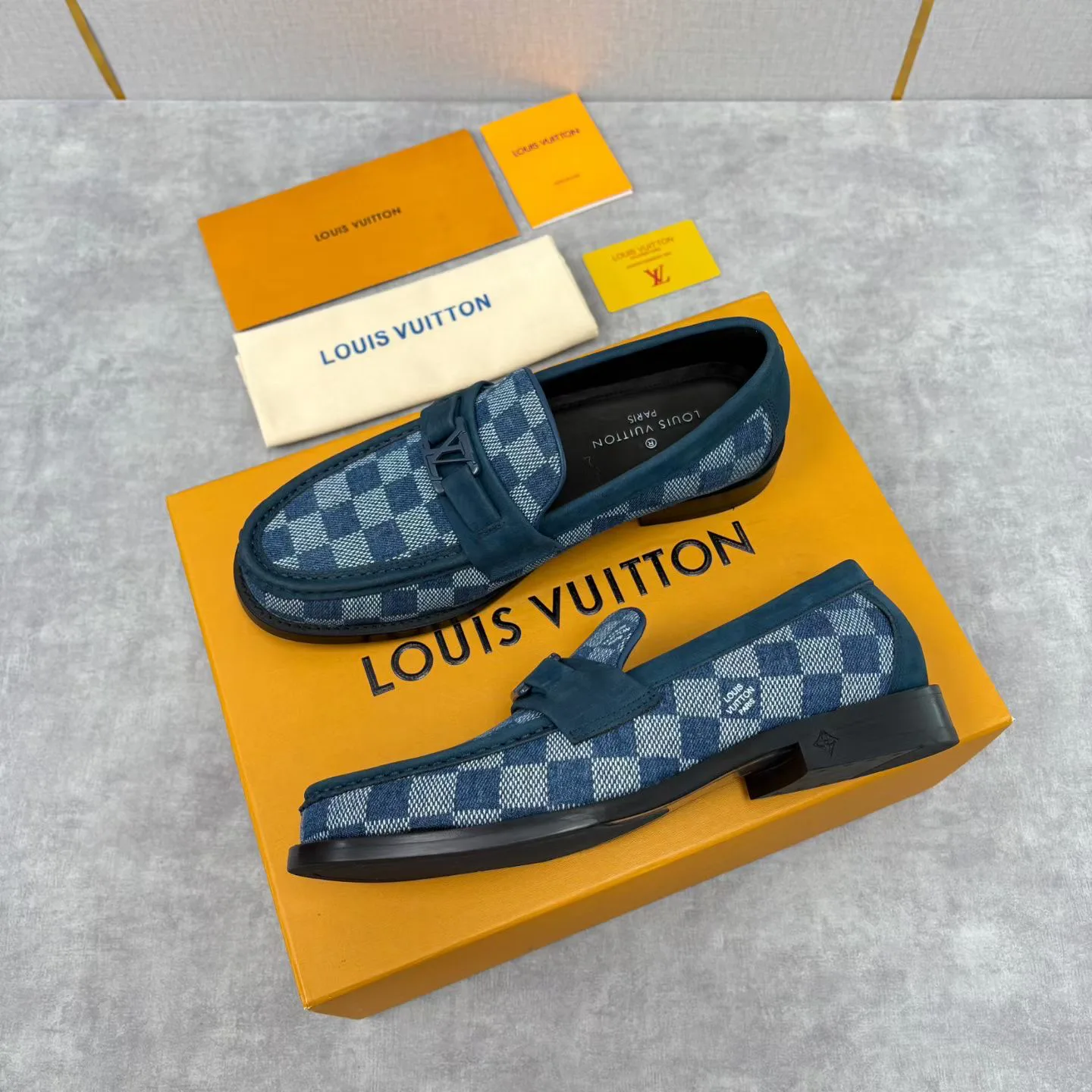 Лоферы И Туфли Мужские Louis Vuitton 18193952