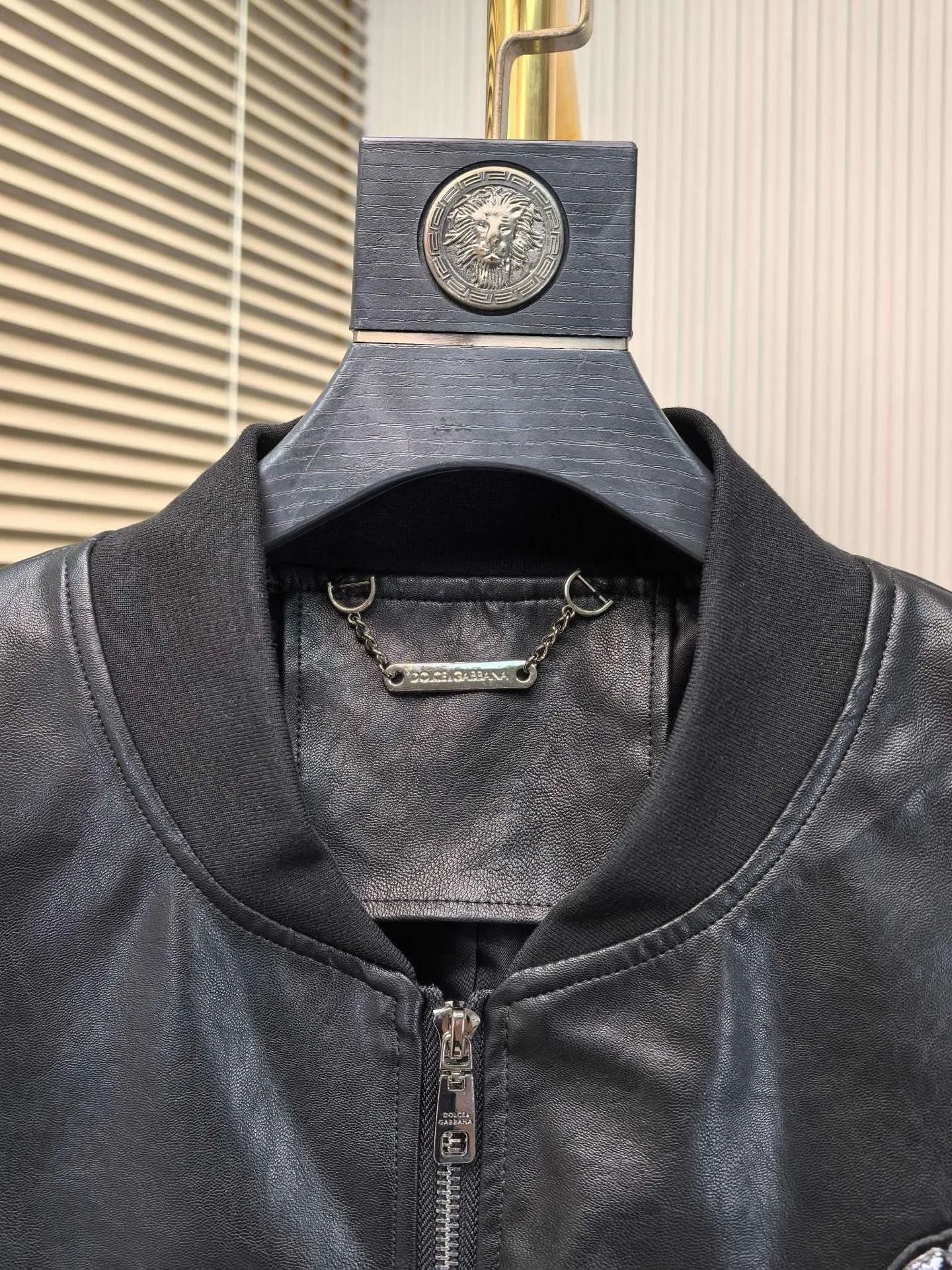 Кожаные Куртки И Дублёнки Мужские Dolce & Gabbana 11411443