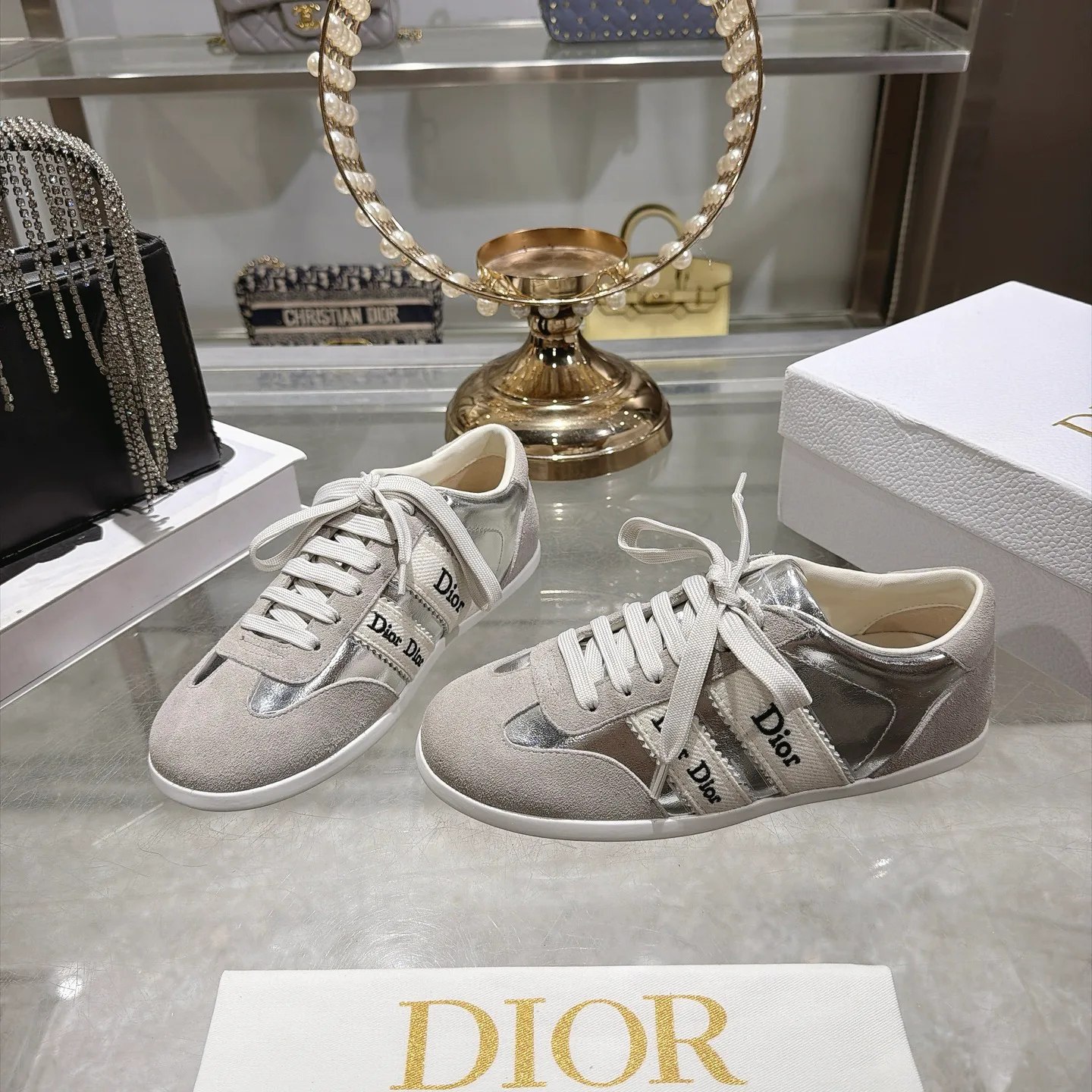 Кроссовки Женские Christian Dior 18366859