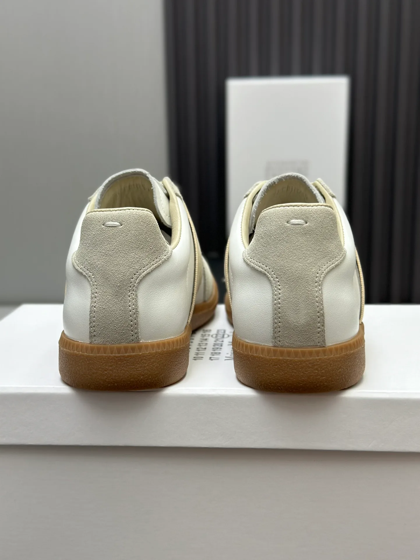Кроссовки Женские Maison Margiela 9039737