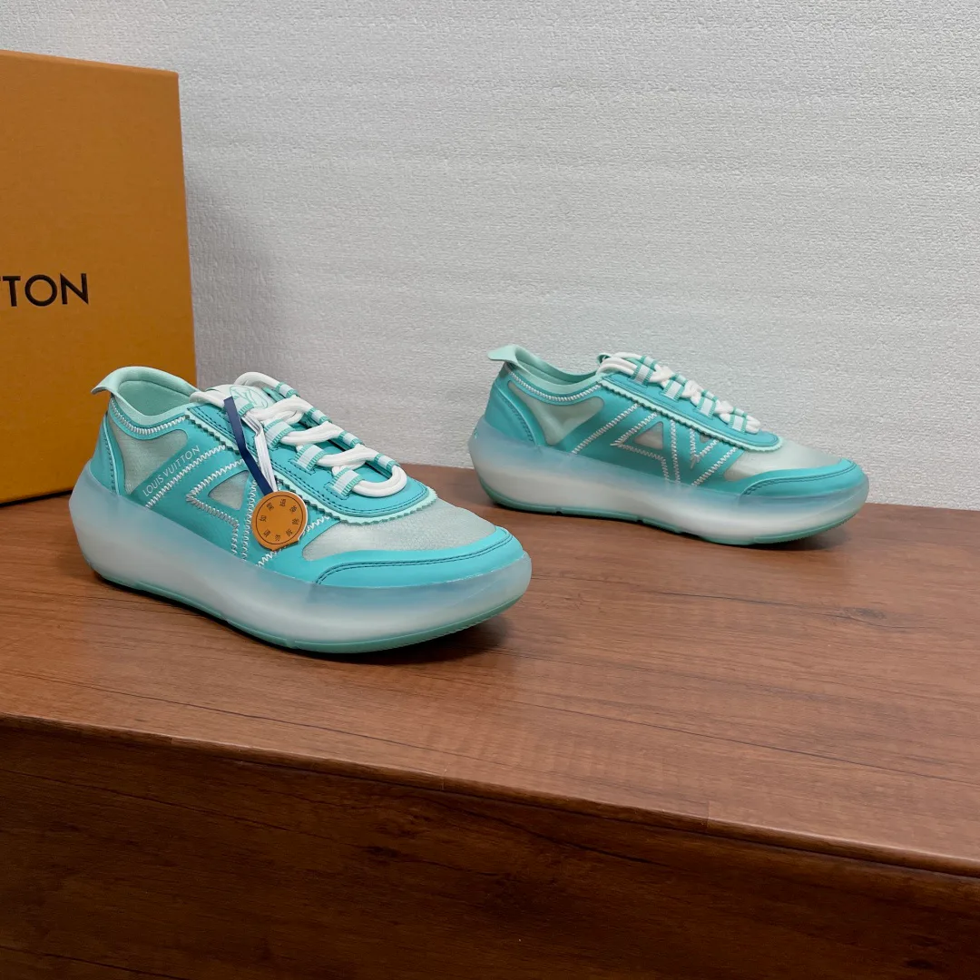 Кроссовки Женские Louis Vuitton 17542556