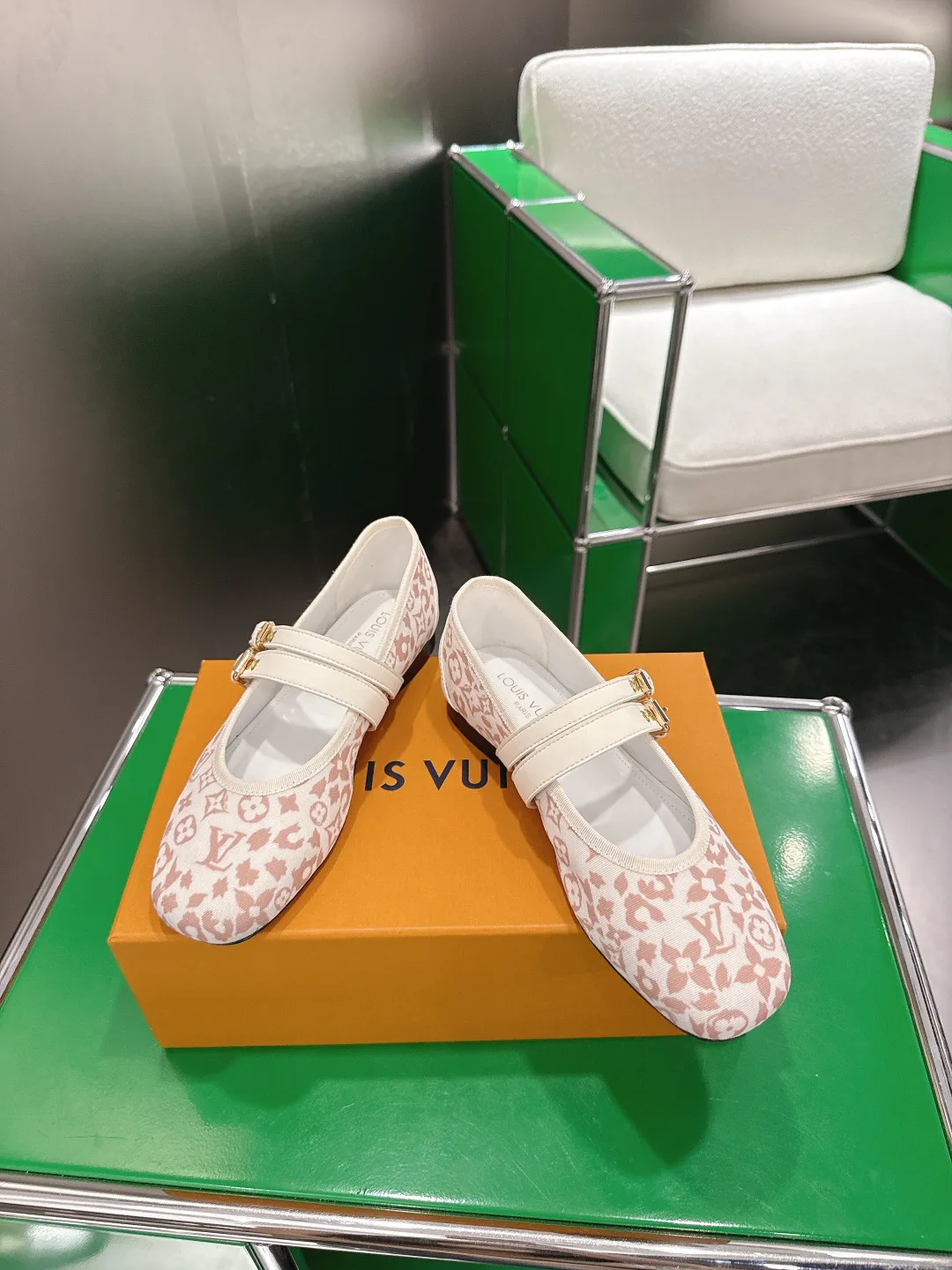 Туфли Женские Louis Vuitton 11703546
