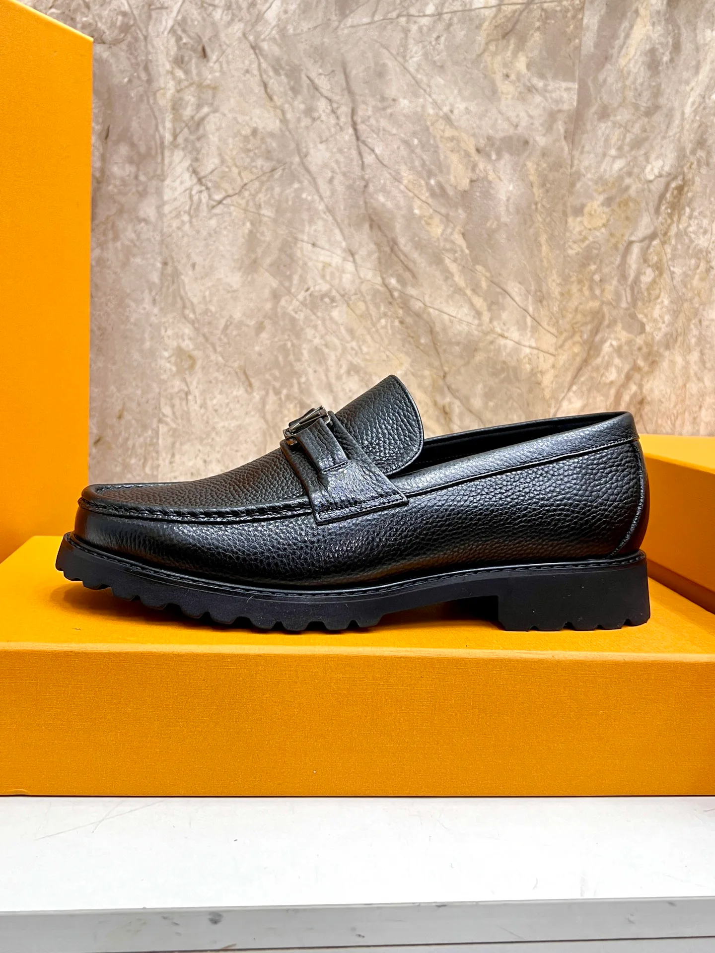 Лоферы И Туфли Мужские Louis Vuitton 663052