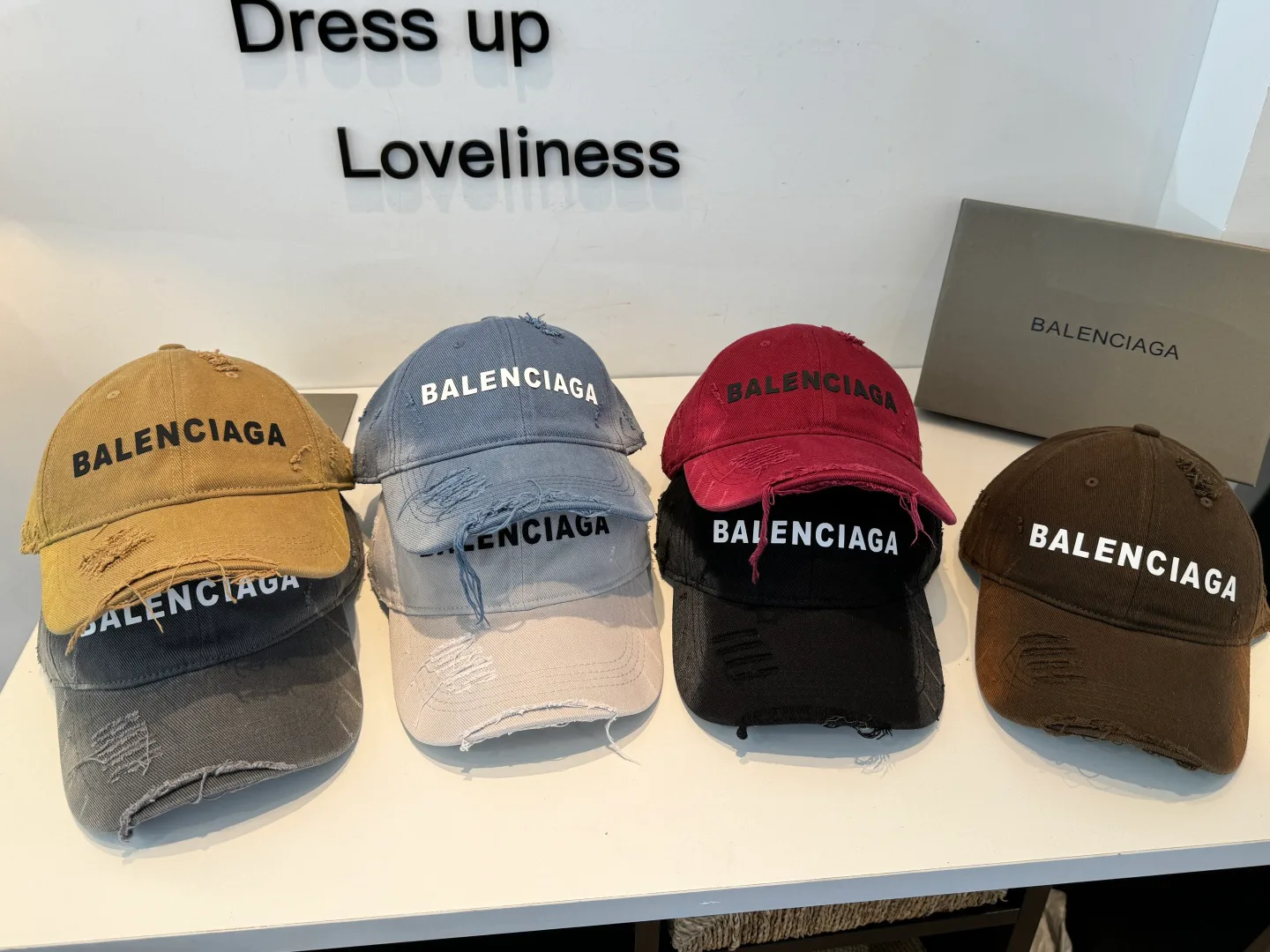 Головные Уборы Balenciaga 11633366