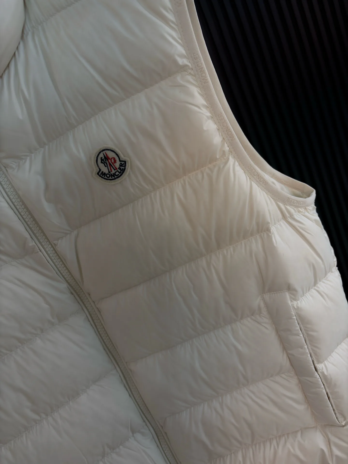 Жилеты Женские Moncler 18689144
