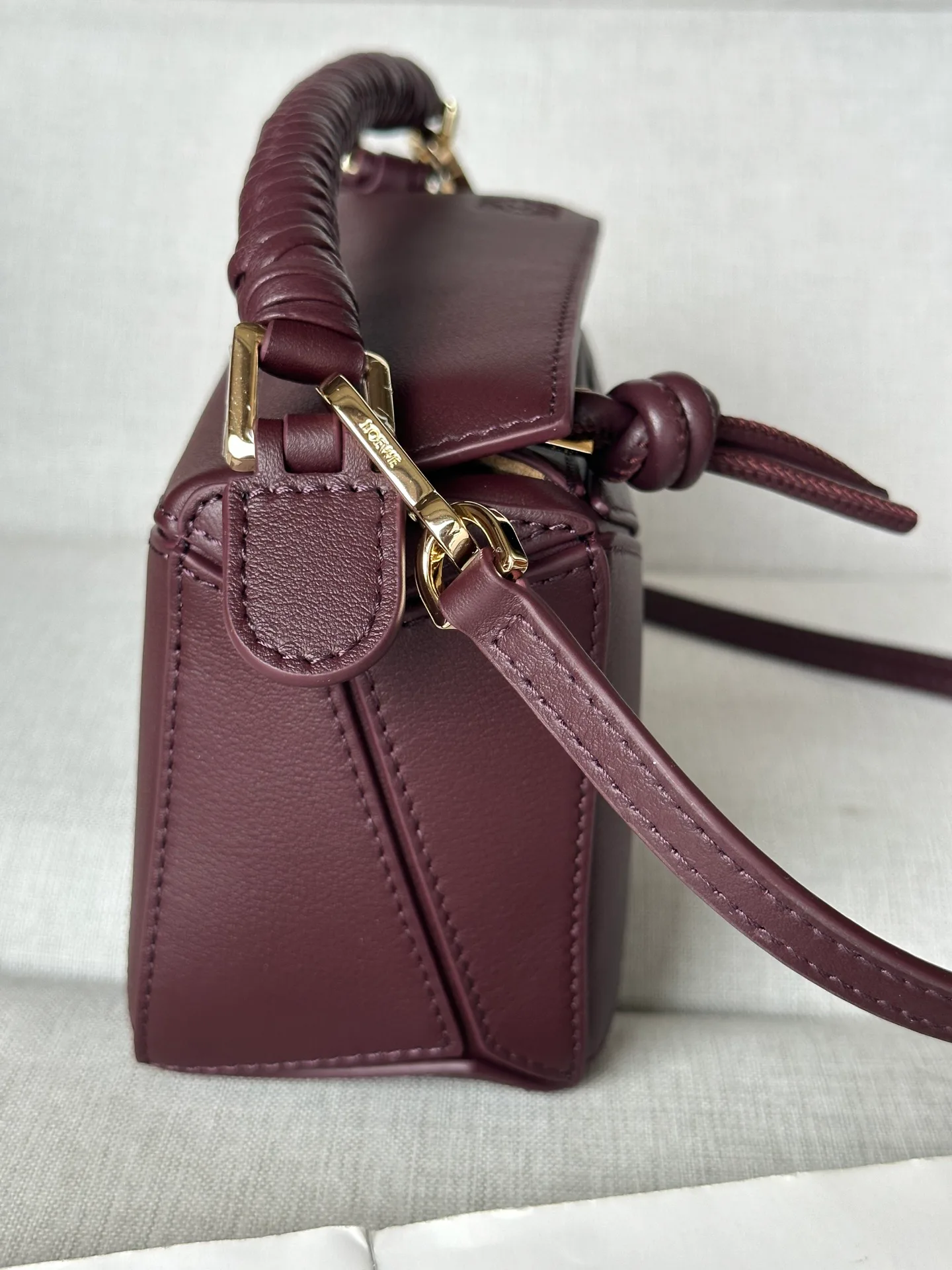 Классические Сумки Женские Loewe 11621877