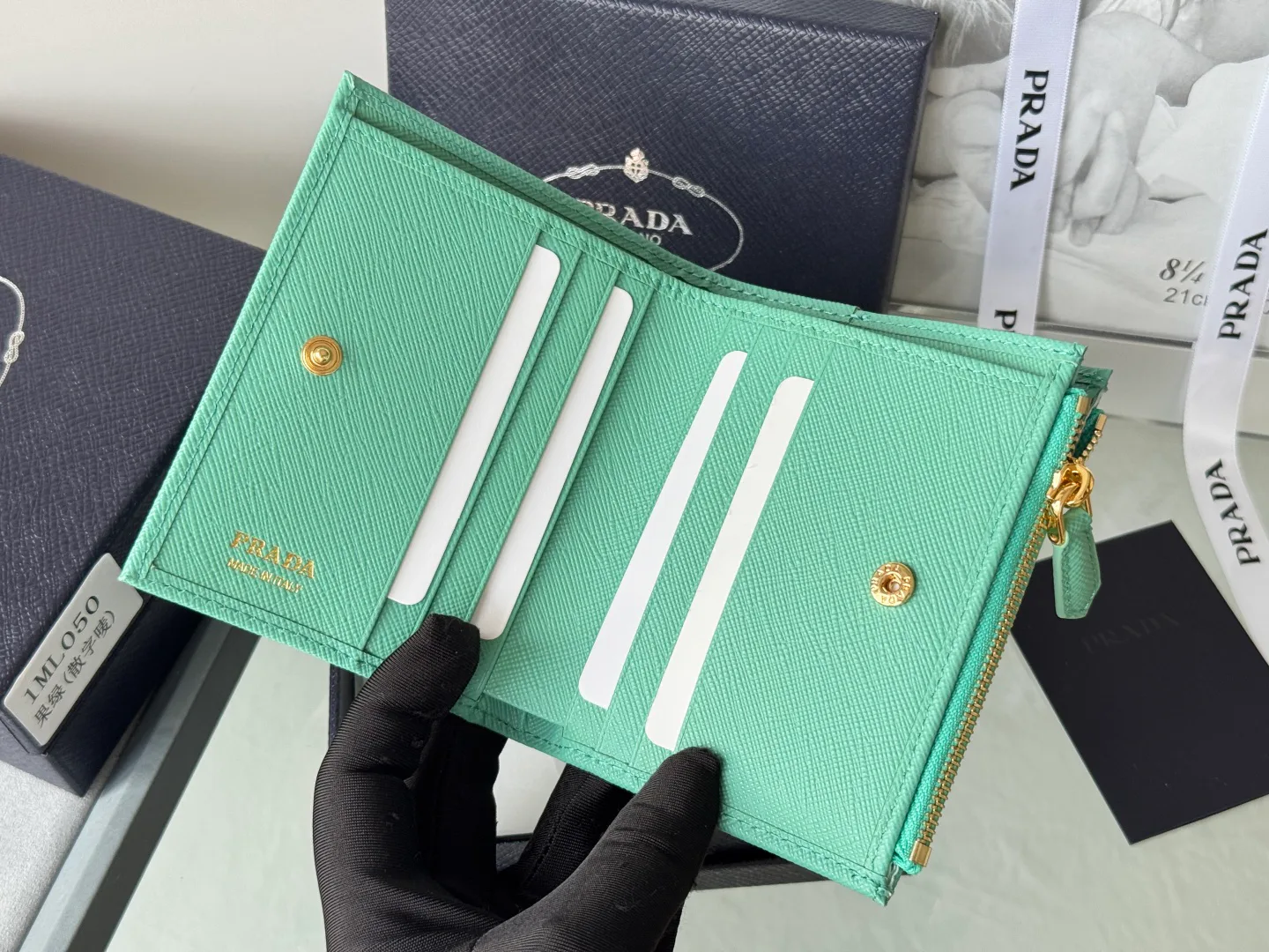 Клатчи Женские Prada 17999978