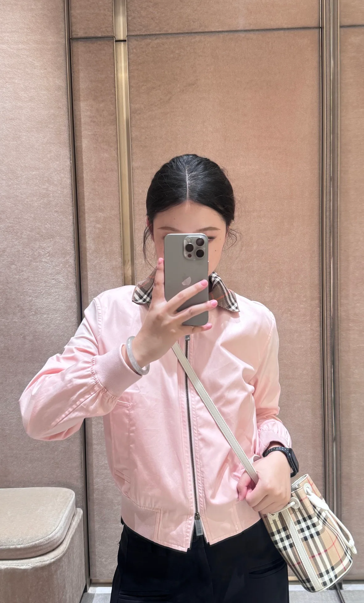 Куртки И Пуховики Женские Burberry 18253290