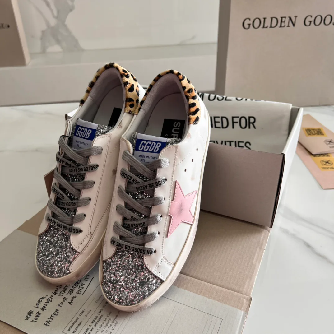 Кроссовки Женские Golden Goose 16995648
