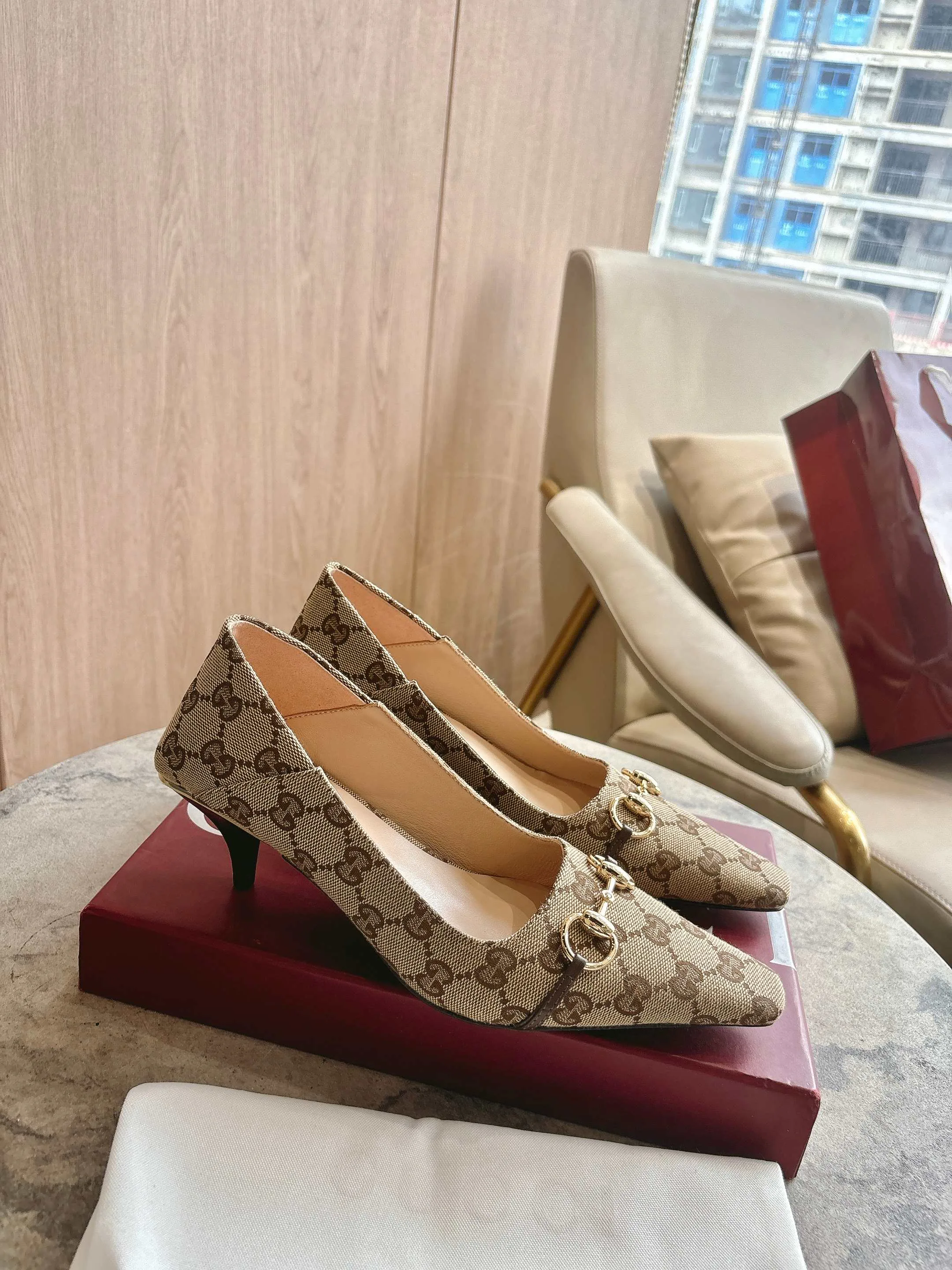 Туфли Женские Gucci 10611432