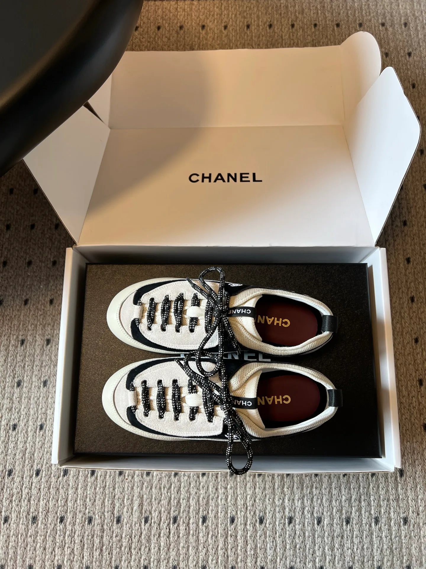 Кроссовки Женские Chanel 17419359