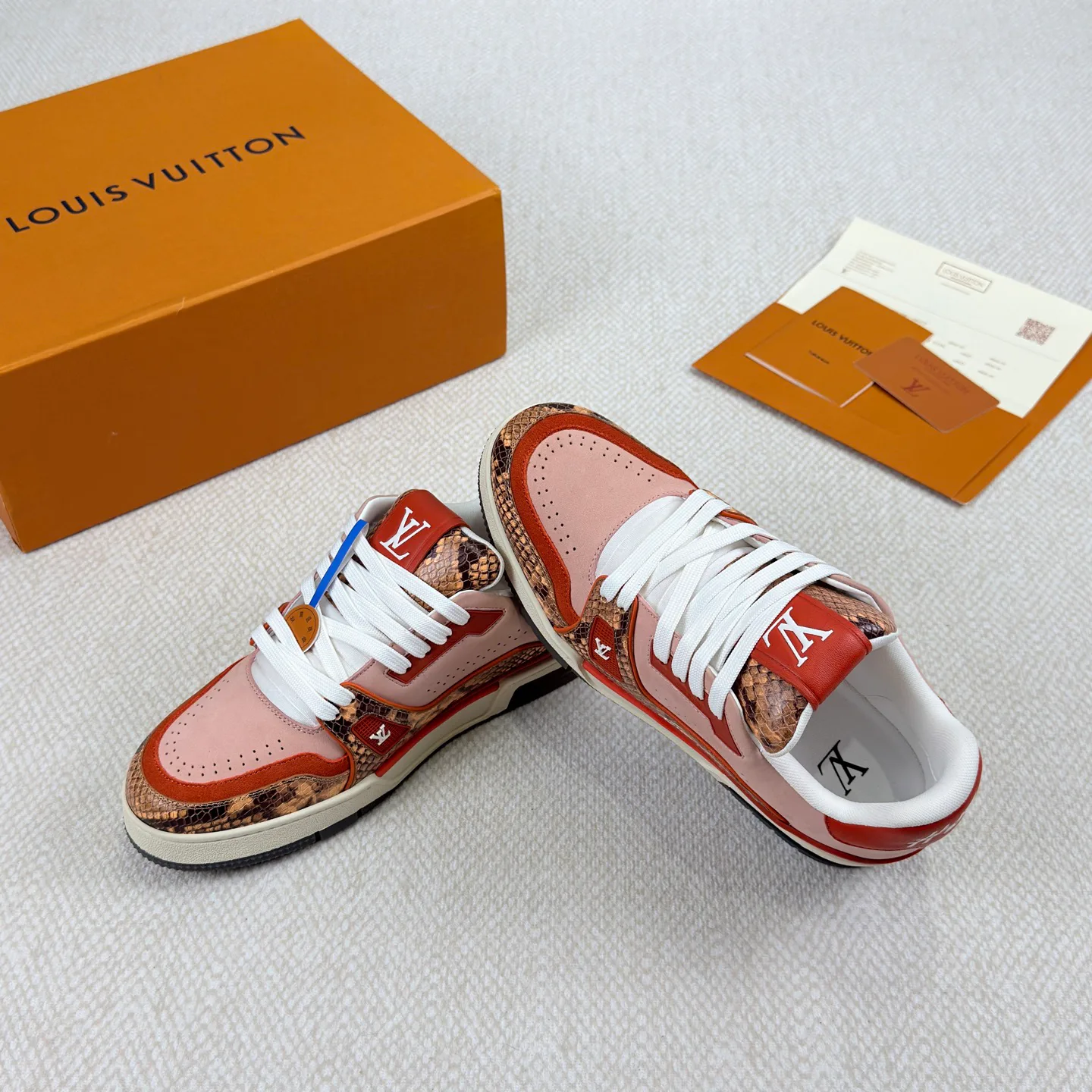 Кроссовки Мужские Louis Vuitton 18892459