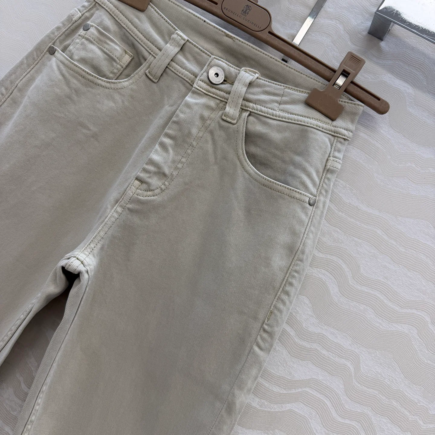 Джинсы Женские Brunello Cucinelli 13334763