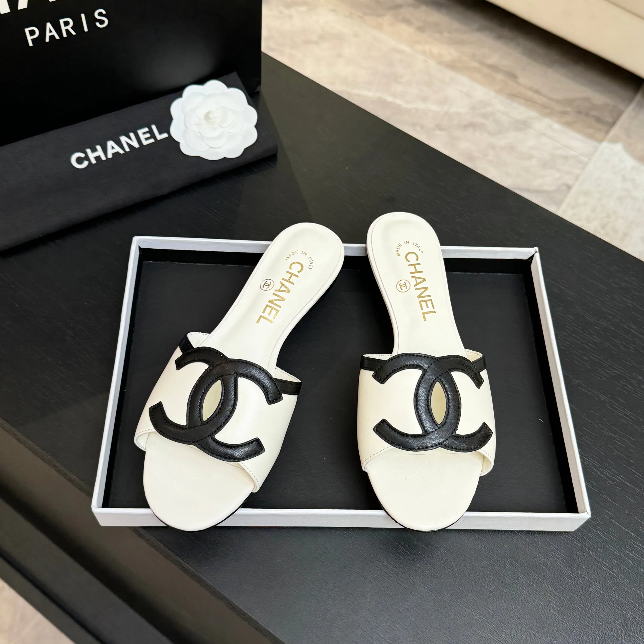 Сандалии Женские Chanel 11648962