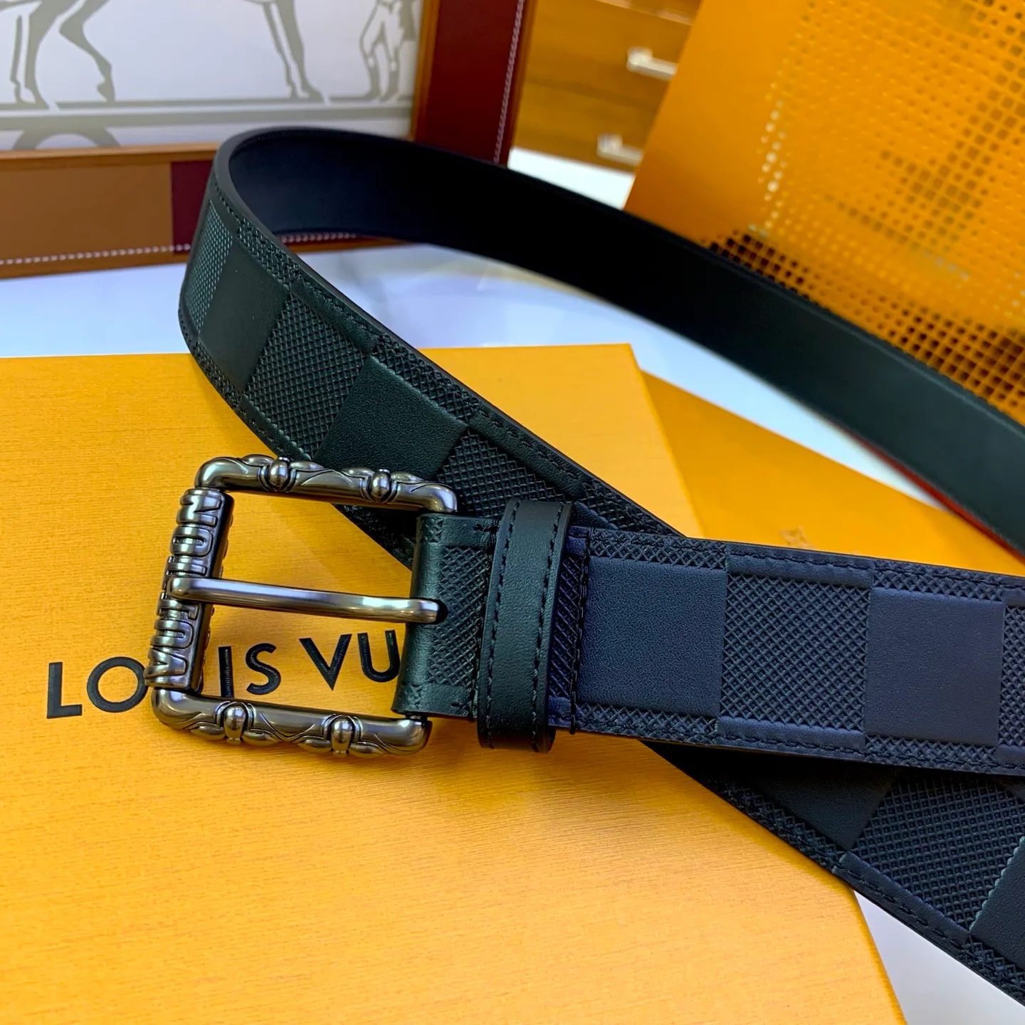 Ремни Louis Vuitton 17638914