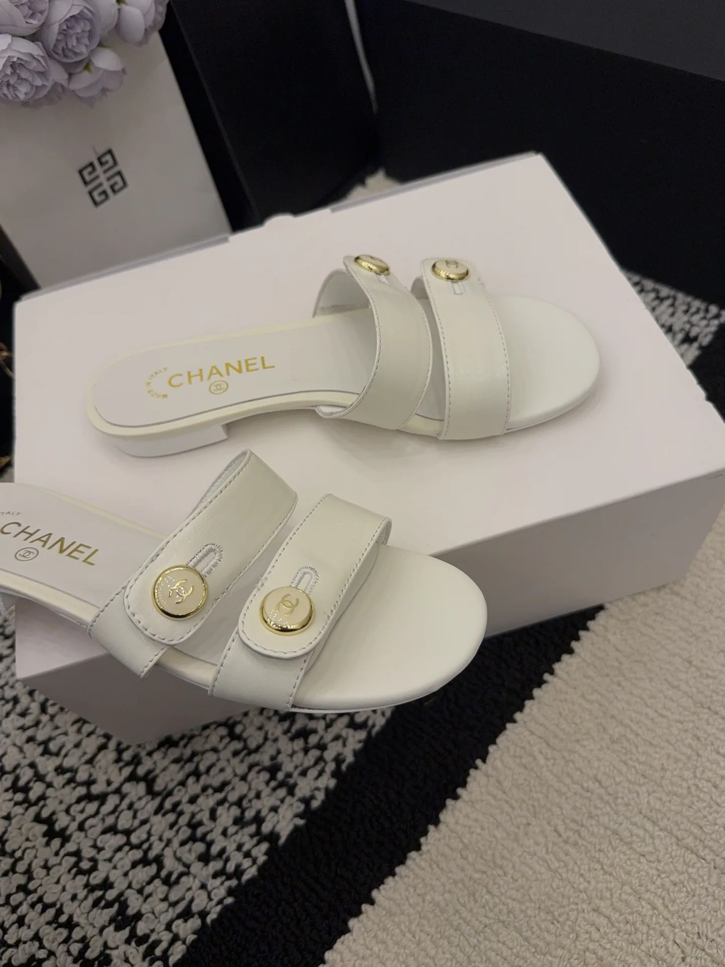 Шлепанцы Женские Chanel 403250