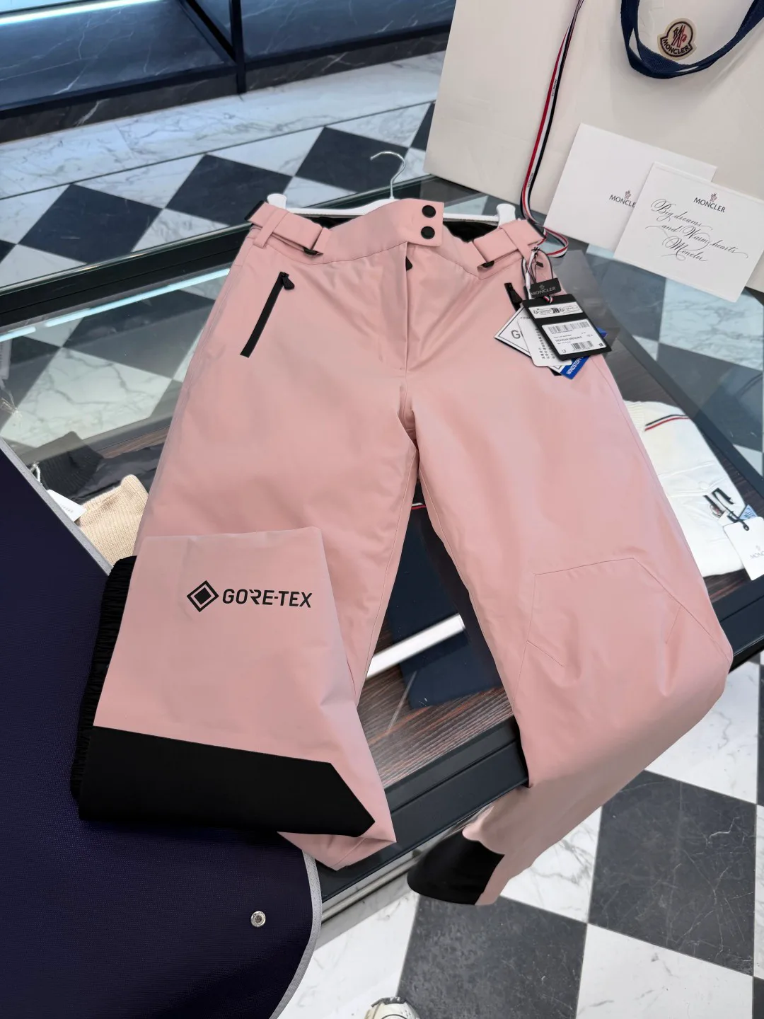 Брюки Женские Moncler 18133614