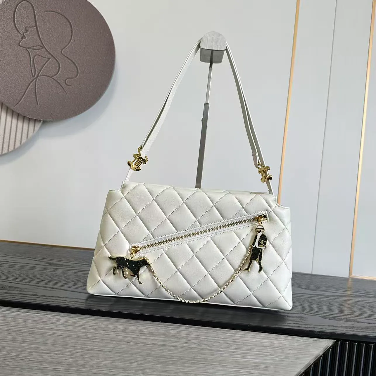 Классические Сумки Женские Chanel 18058732