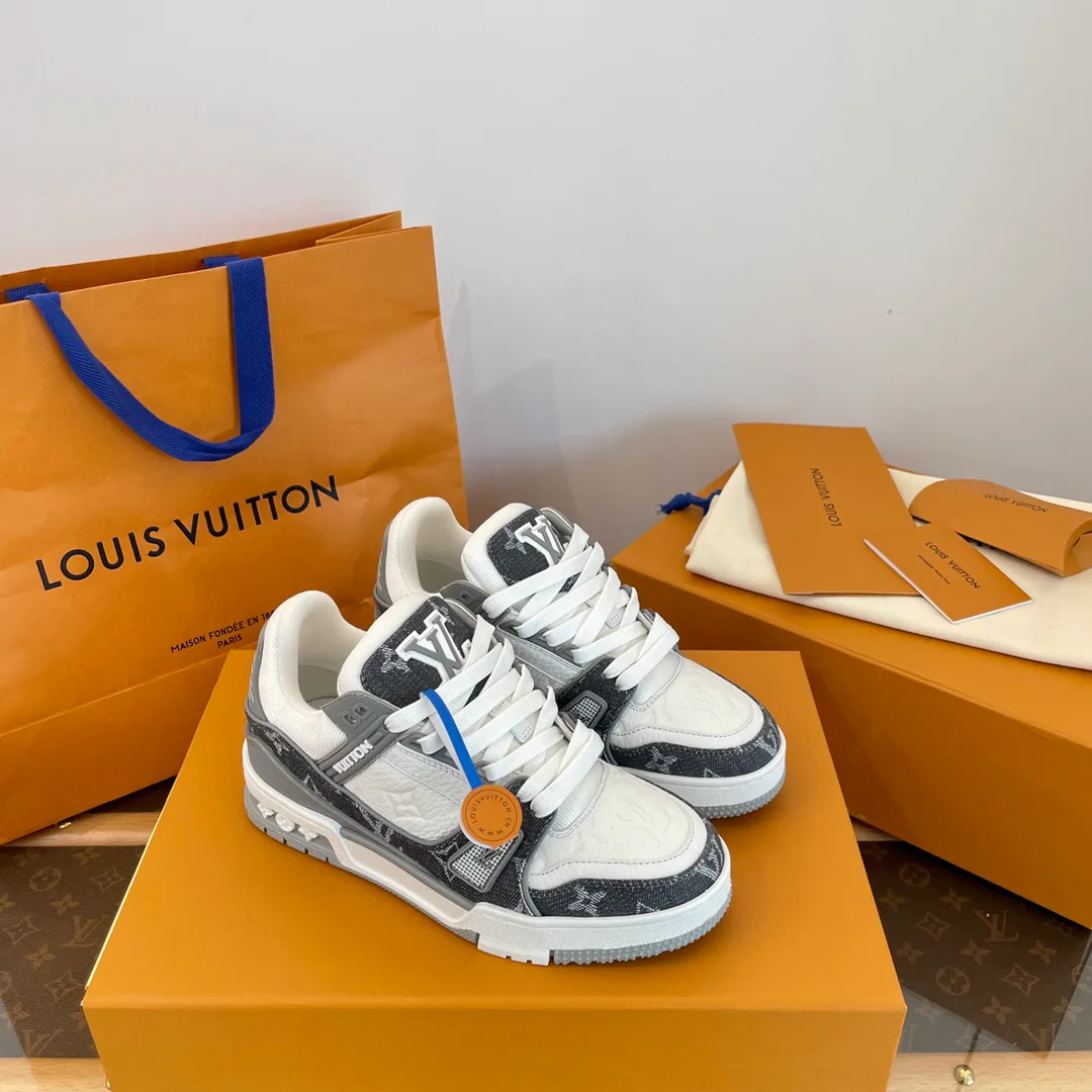 Кроссовки Женские Louis Vuitton 1877578