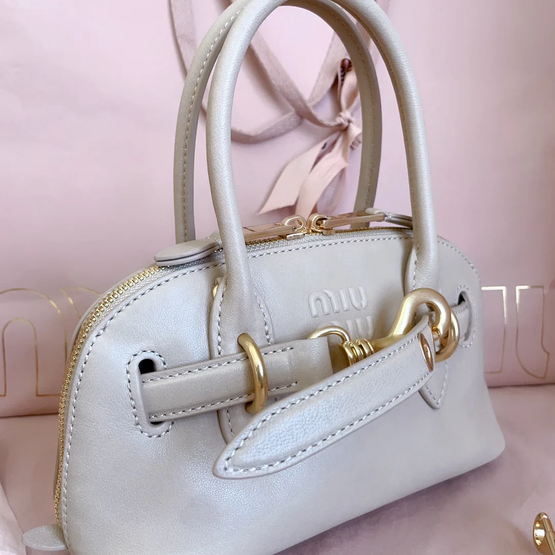 Классические Сумки Женские Miu Miu 11872256