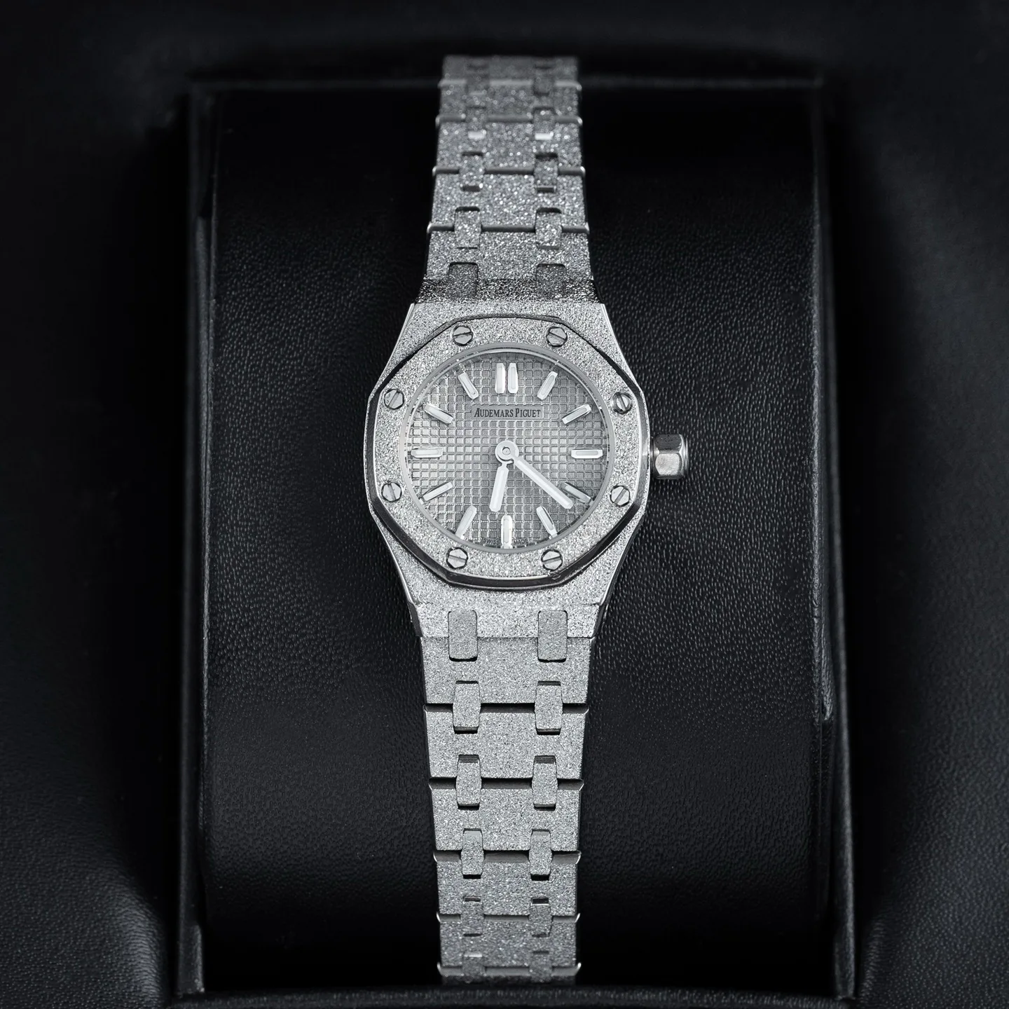 Часы Женские Audemars Piguet 14081162