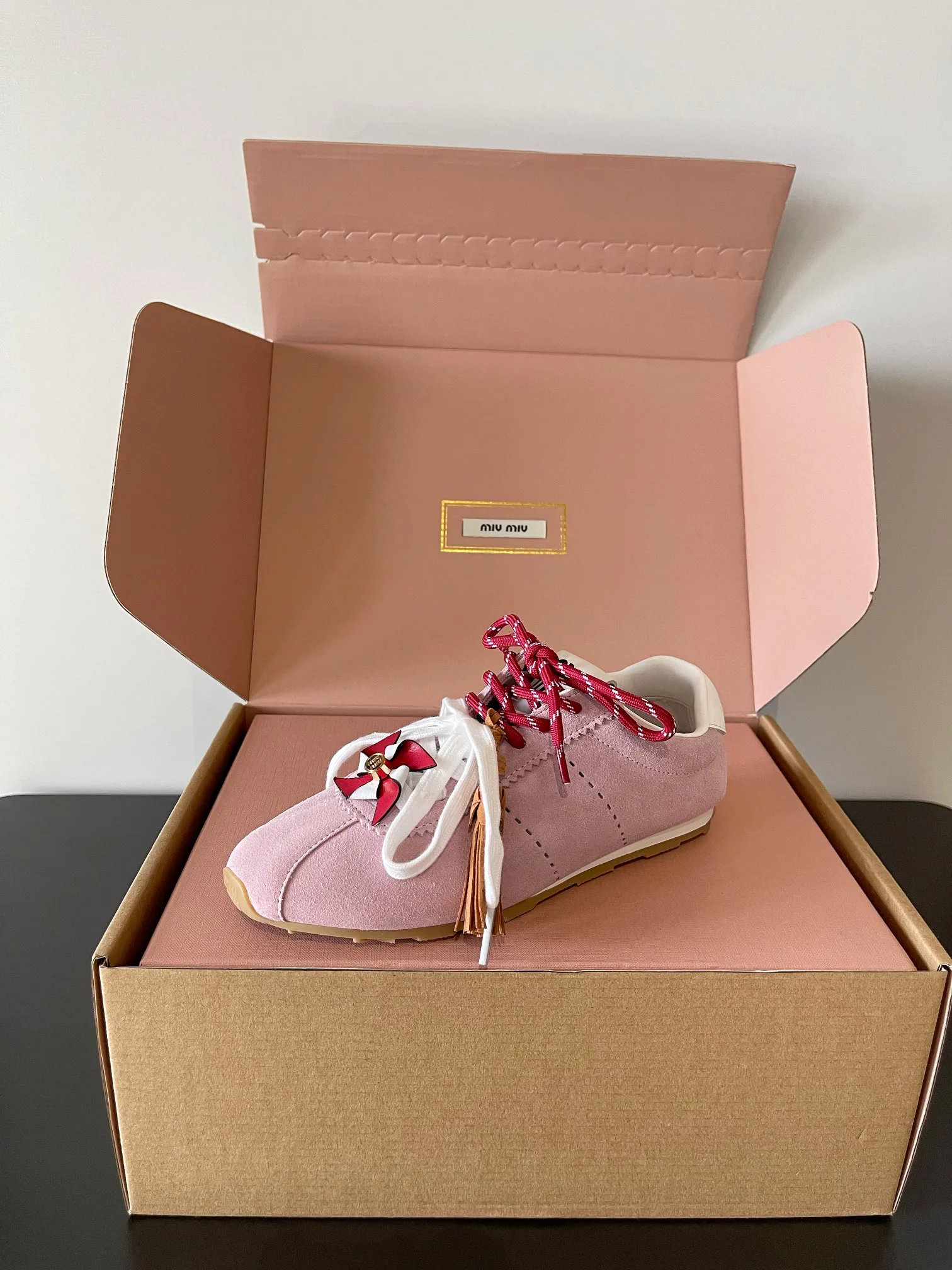 Кроссовки Женские Miu Miu 18703408