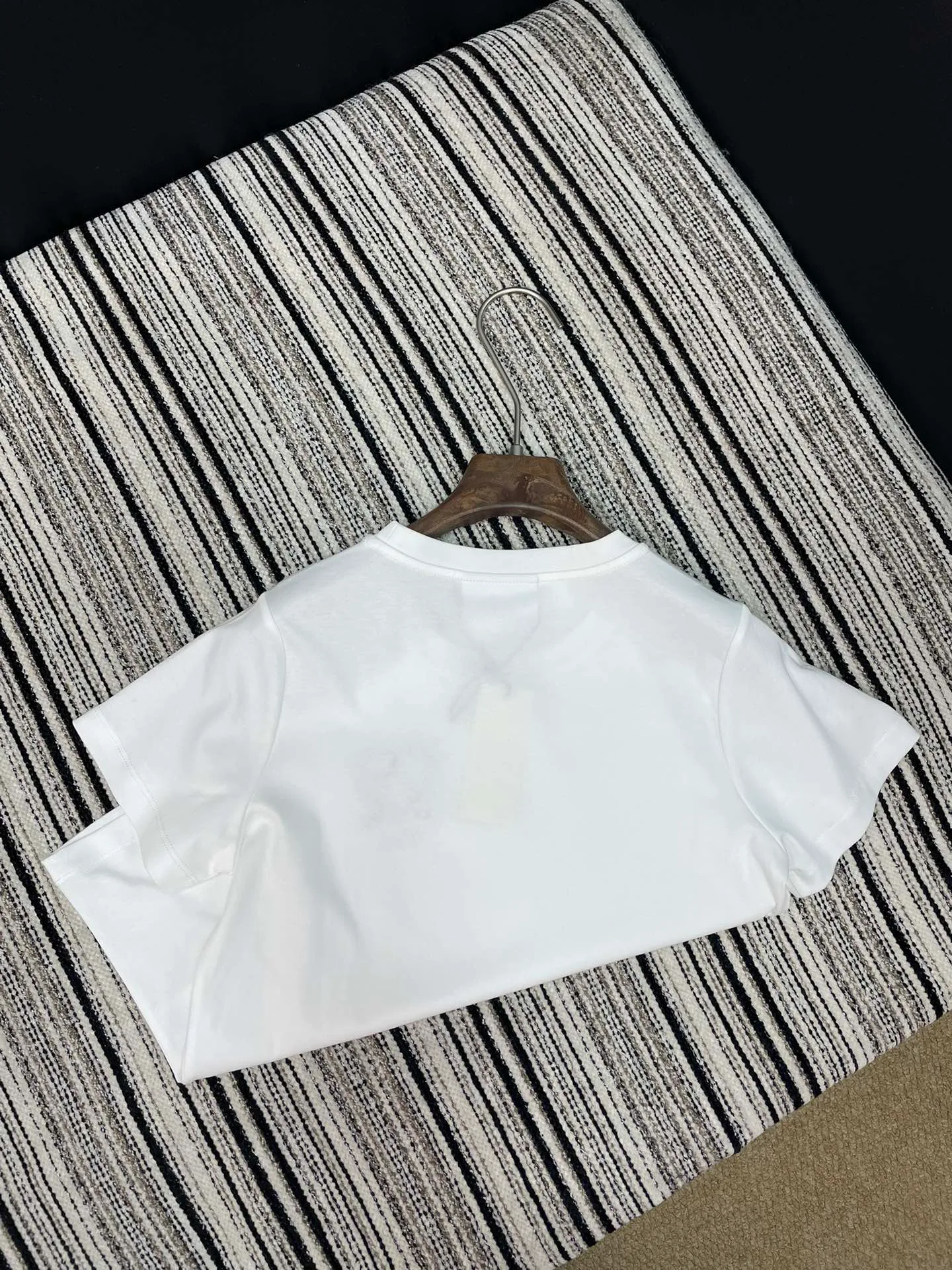 Футболки Женские Ami Paris 1023983