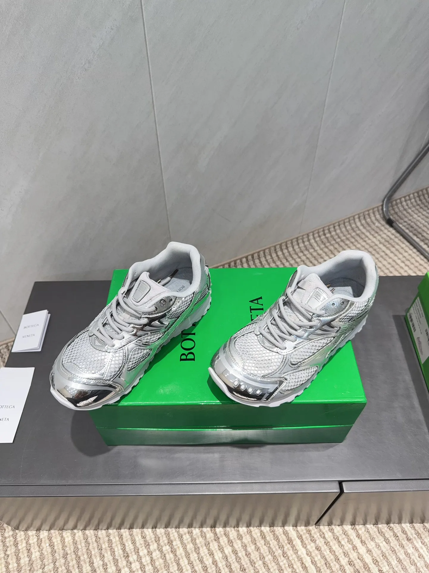 Кроссовки Женские Bottega Veneta 11400562