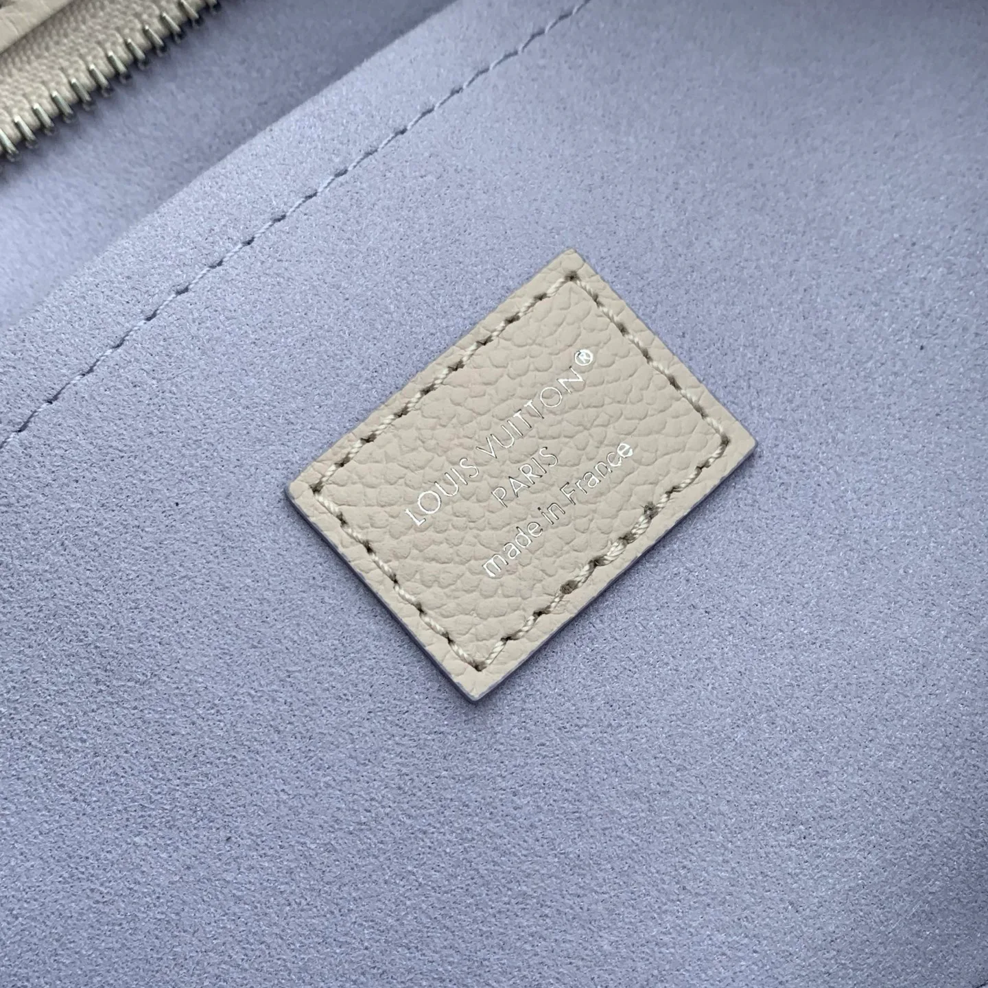 Классические Сумки Женские Louis Vuitton 18147487