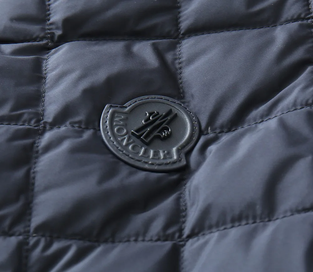 Жилеты Женские Moncler 18188871