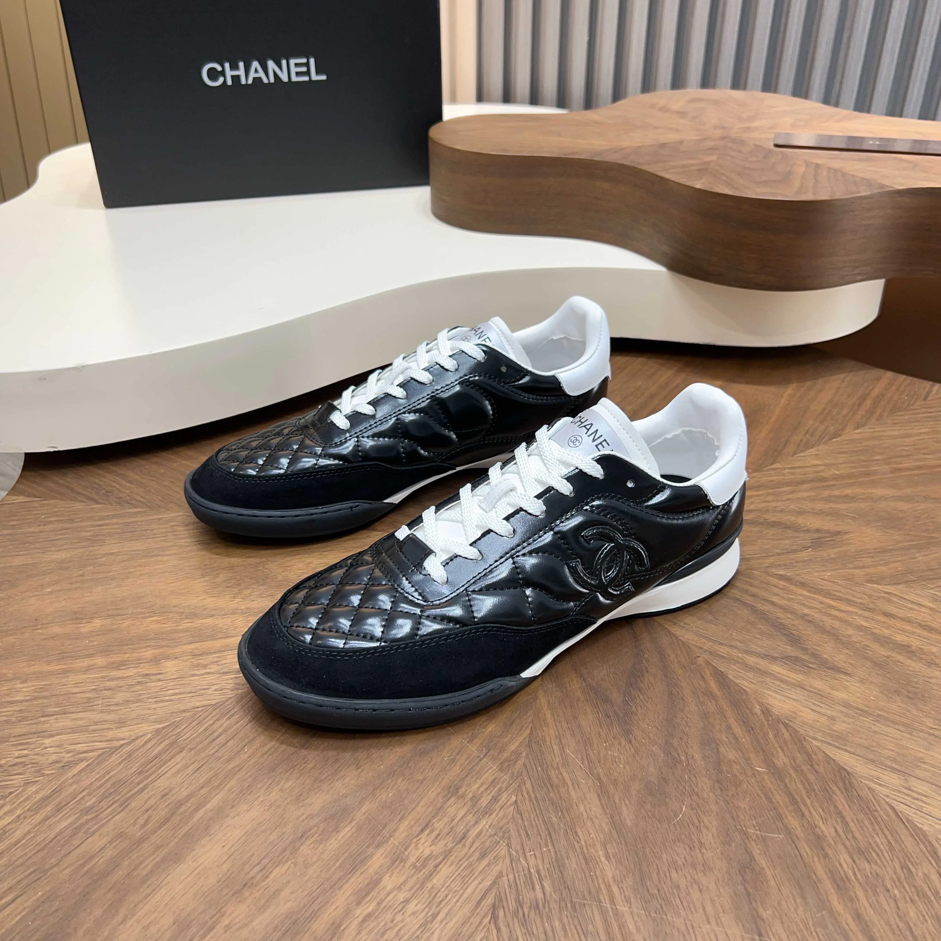 Кроссовки Женские Chanel 17918722