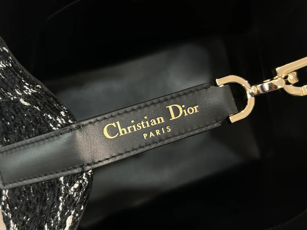 Классические Сумки Женские Christian Dior 9165601
