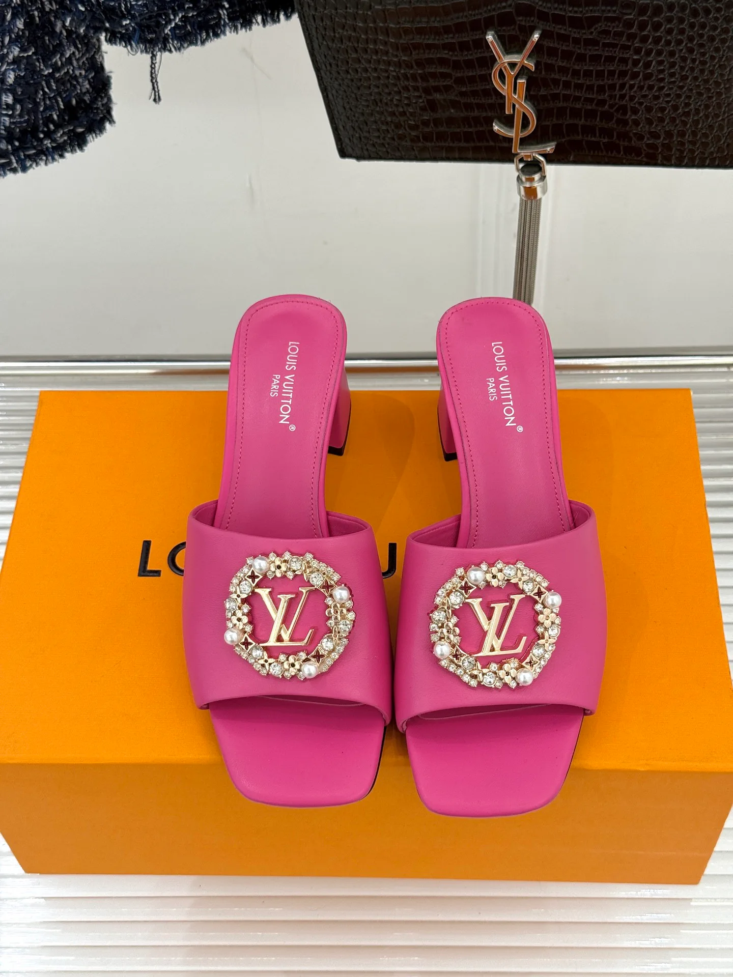 Босоножки Женские Louis Vuitton 2654673