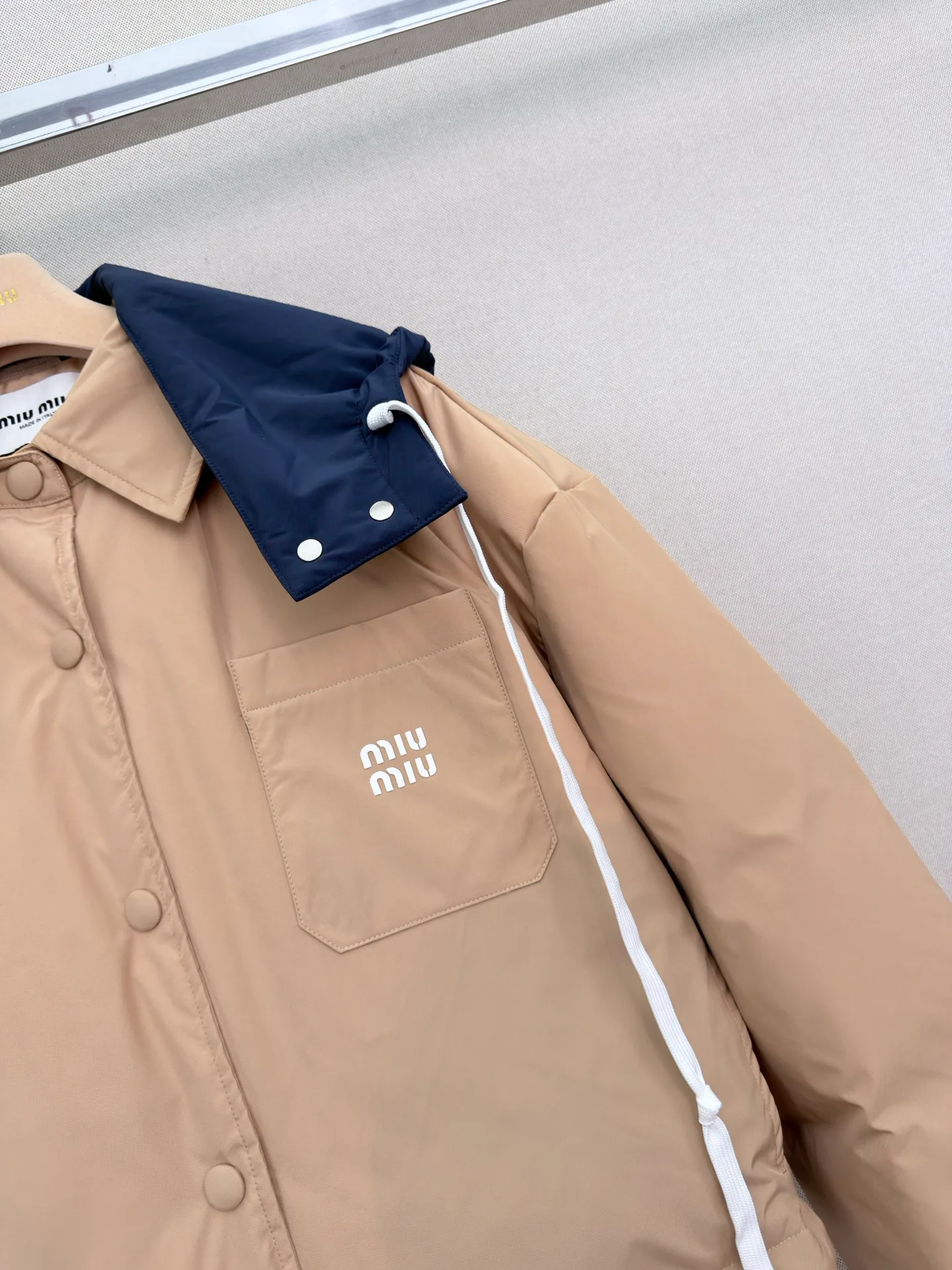 Куртки И Пуховики Женские Miu Miu 17891717