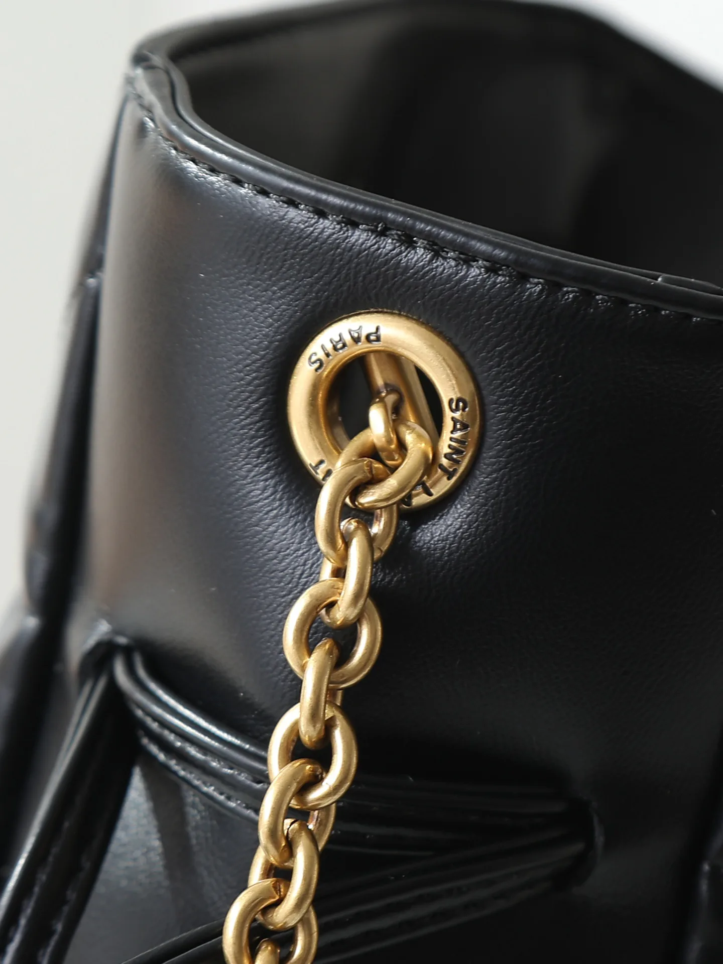 Классические Сумки Женские Saint Laurent 18005137