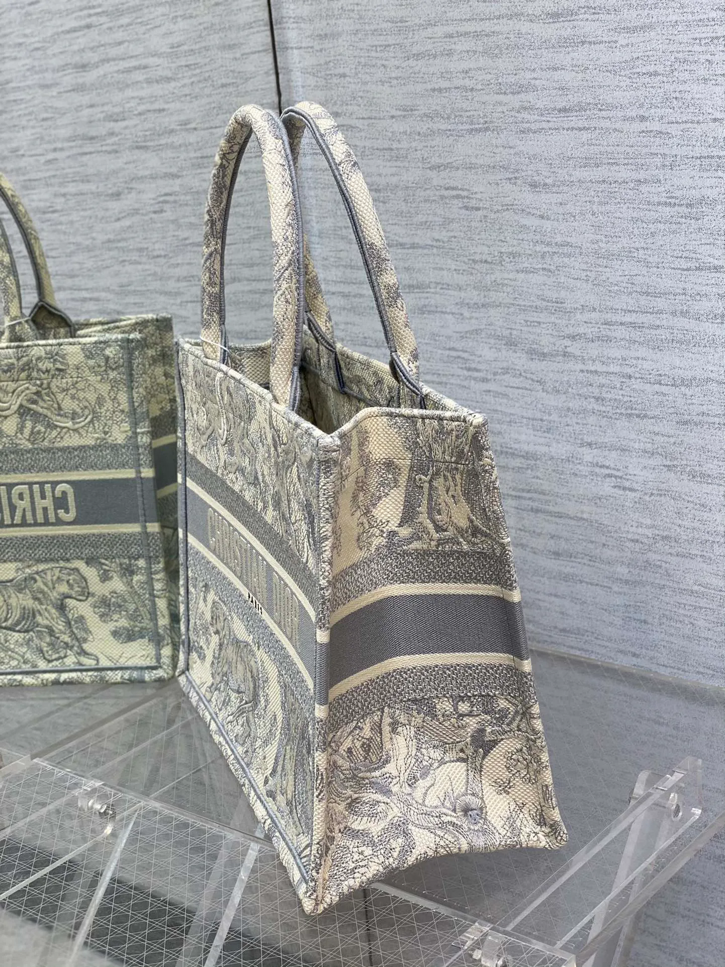 Классические Сумки Женские Christian Dior 11224036