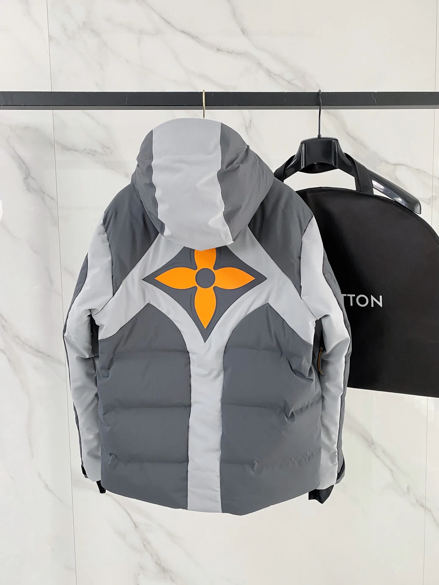 Куртки И Пуховики Мужские Louis Vuitton 1207459