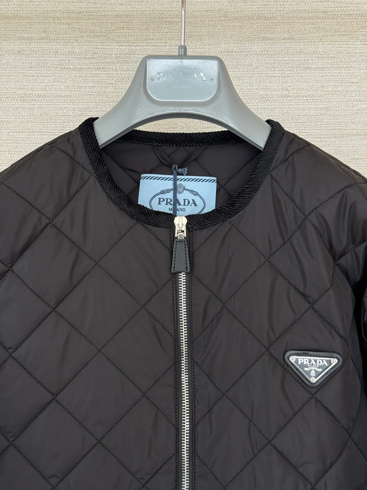 Куртки И Пуховики Женские Prada 18829673