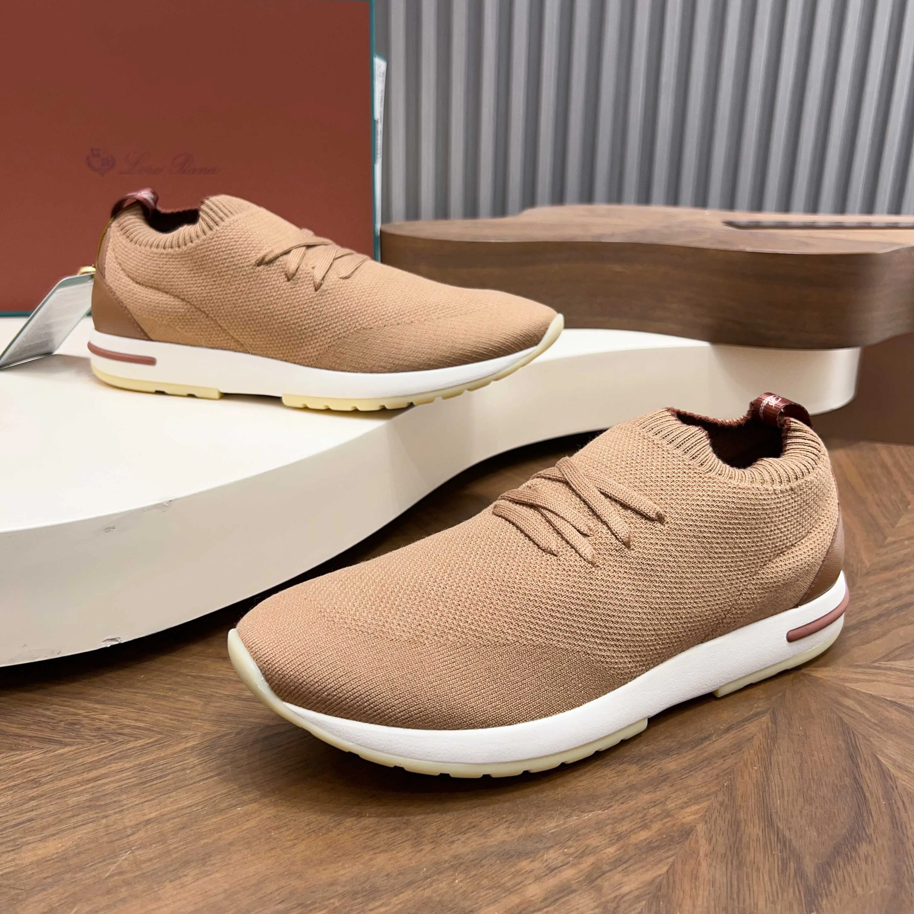 Кроссовки Мужские Loro Piana 18250757