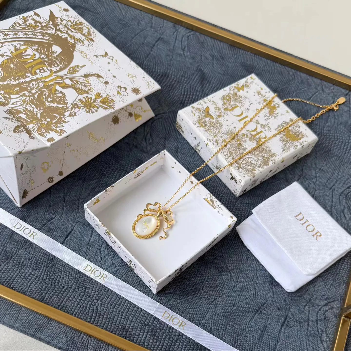 Бижутерия Christian Dior 18122386