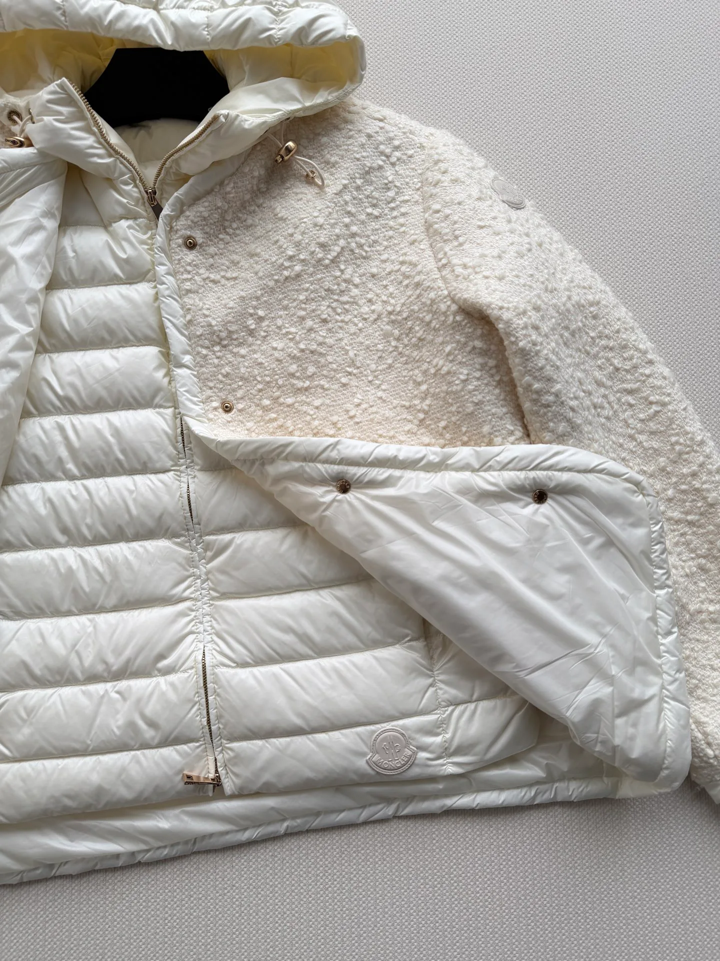 Куртки И Пуховики Женские Moncler 18769593