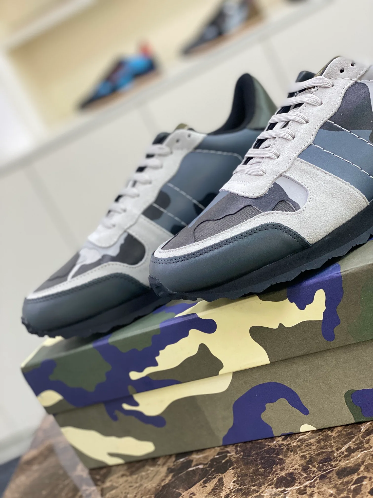 Кроссовки Женские Valentino 10736442